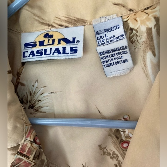 Sun Casuals  Men’s Vintage Car Shirt Size Large Woody Wagon Beachy - Picture 5 of 7